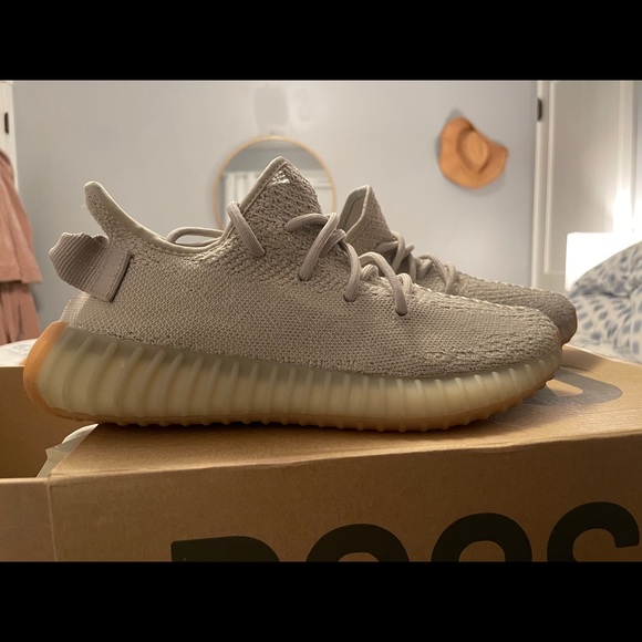 2018 Yeezy boost 350 V2 ‘sesame’ - Picture 4 of 5